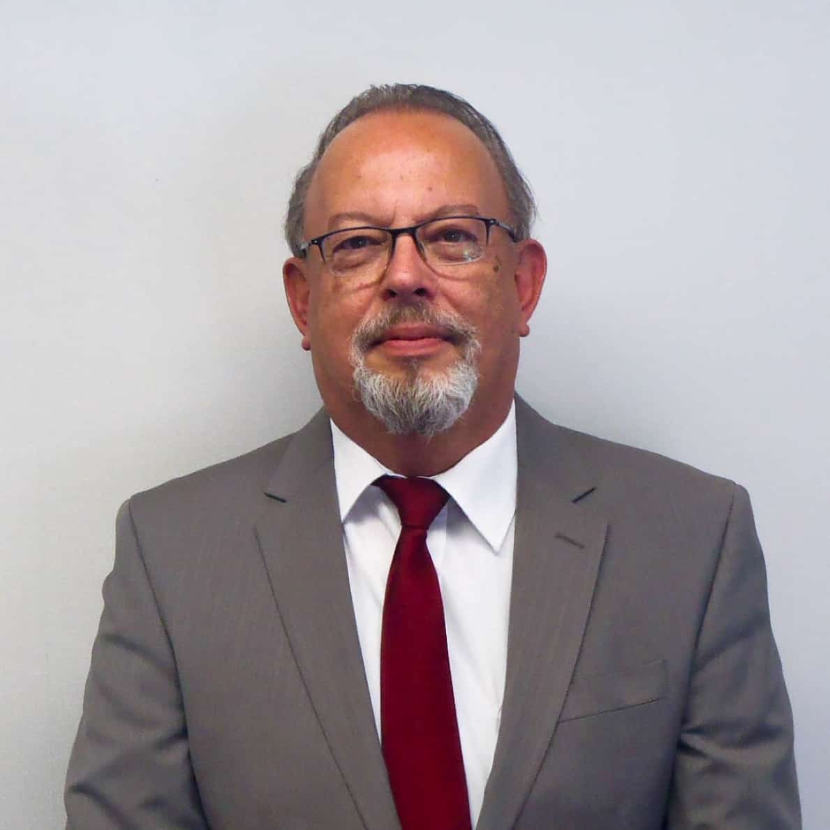 Ike Braga : Financial Services Manager