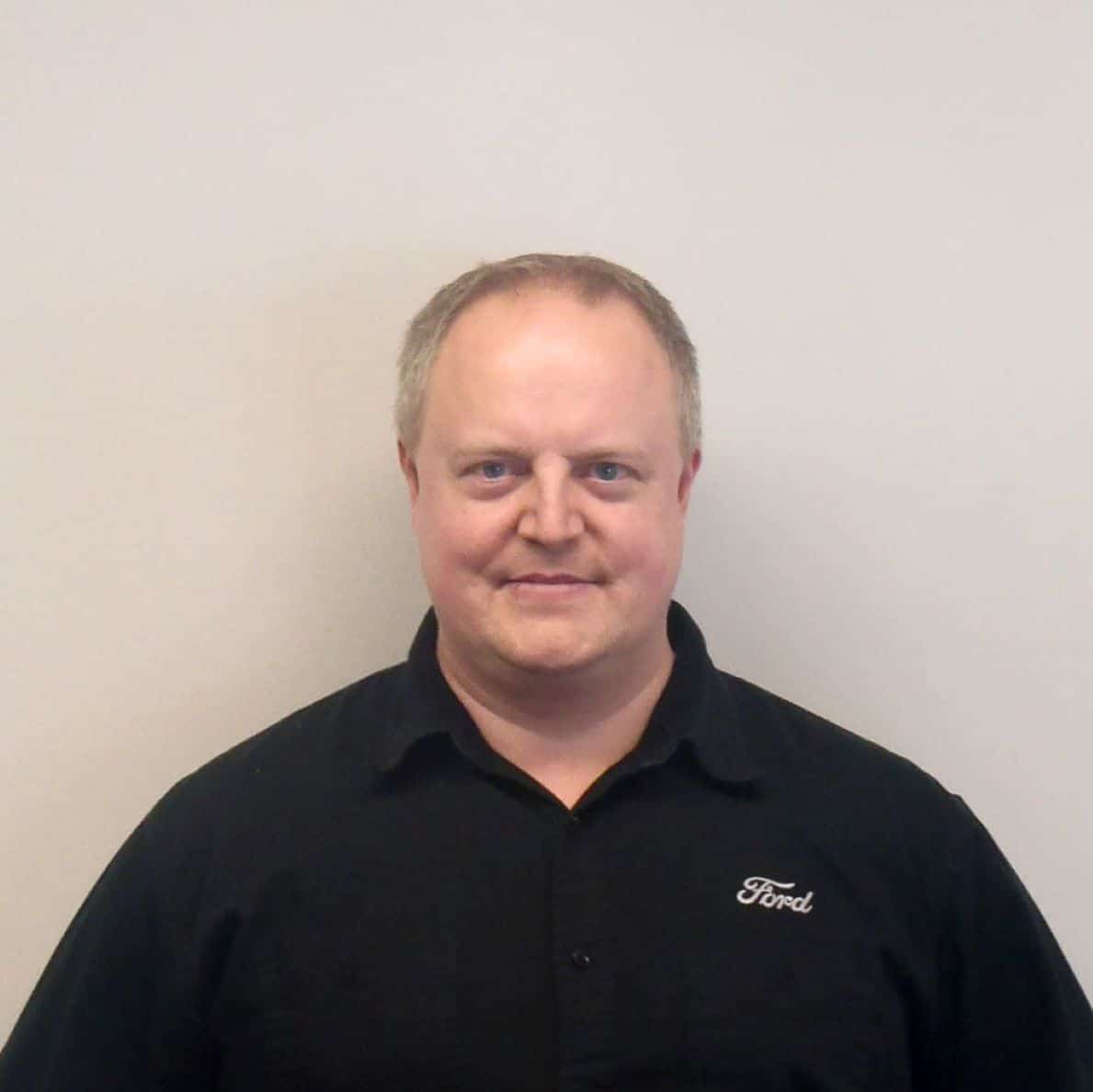 Leon Dubois : Service Adviser
